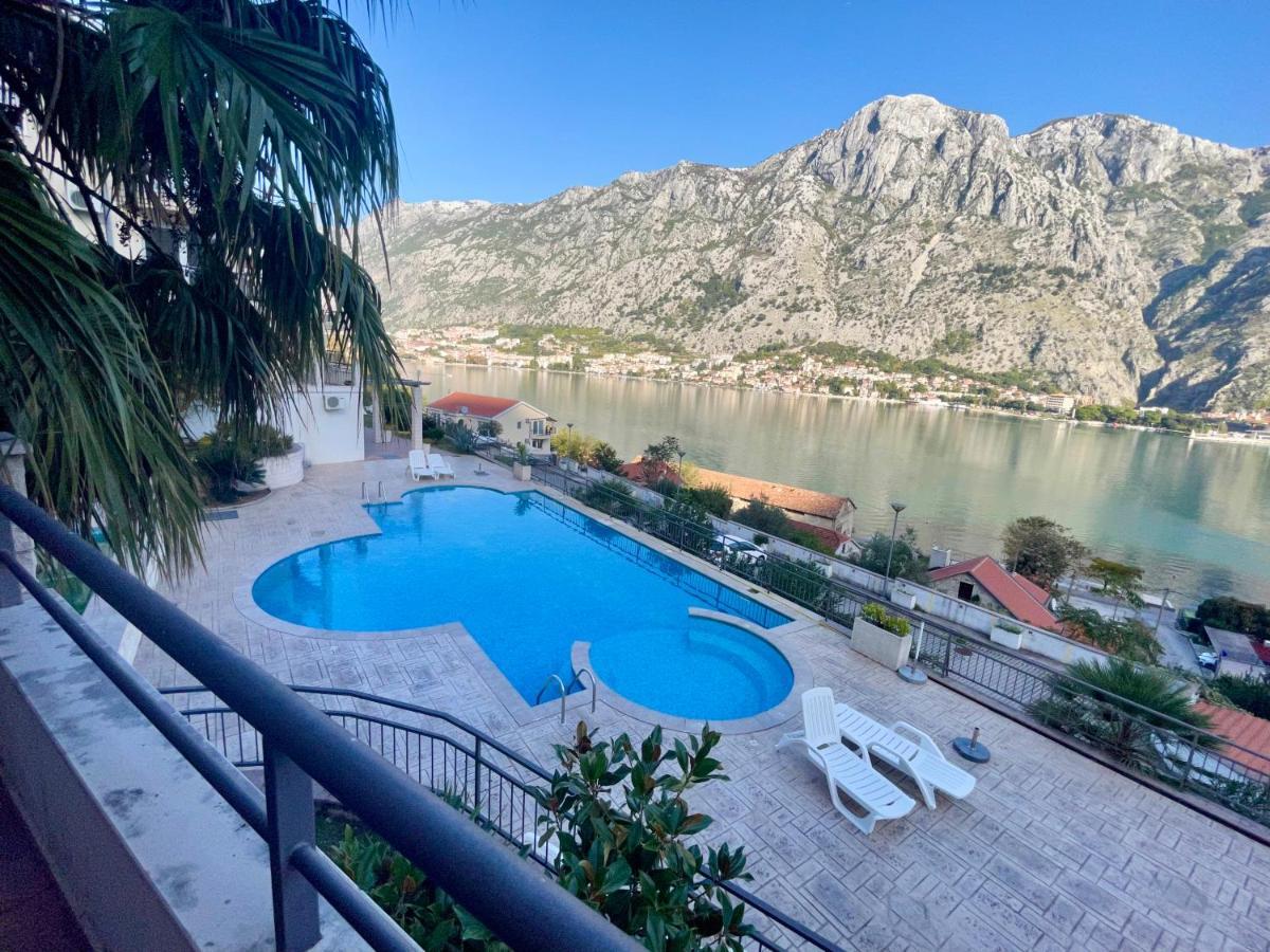 Stunning View To Kotor Bay And Old Town - C2 Vista Lägenhet Muo Exteriör bild