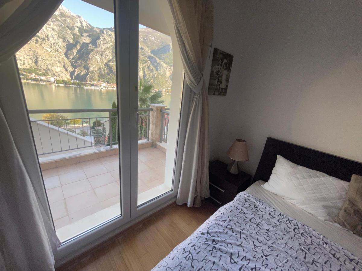 Stunning View To Kotor Bay And Old Town - C2 Vista Lägenhet Muo Exteriör bild