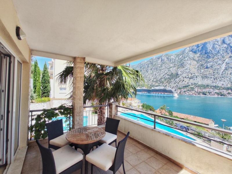 Stunning View To Kotor Bay And Old Town - C2 Vista Lägenhet Muo Exteriör bild